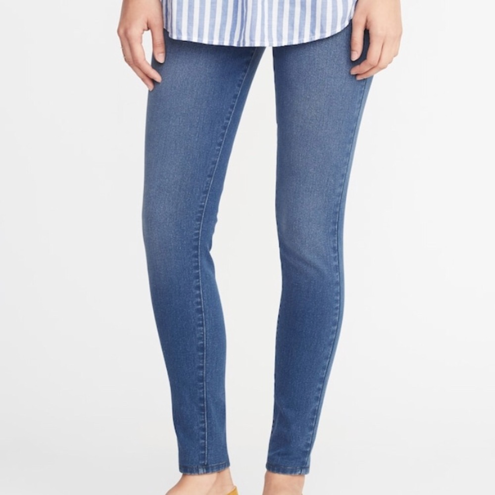 📌 TWO FOR $35 📌 Skinny Elastic Rockstar Jeans